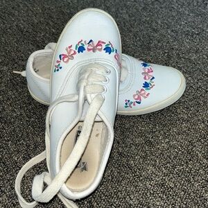 Calliope vintage (@2007-2008) floral bow chain white child sneakers